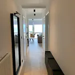 Les Pieds Dans Le Sable Apartment