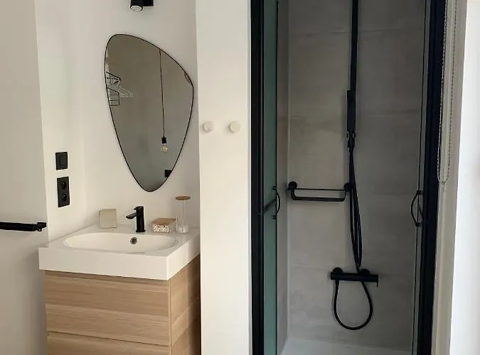 Les Pieds Dans Le Sable شقة